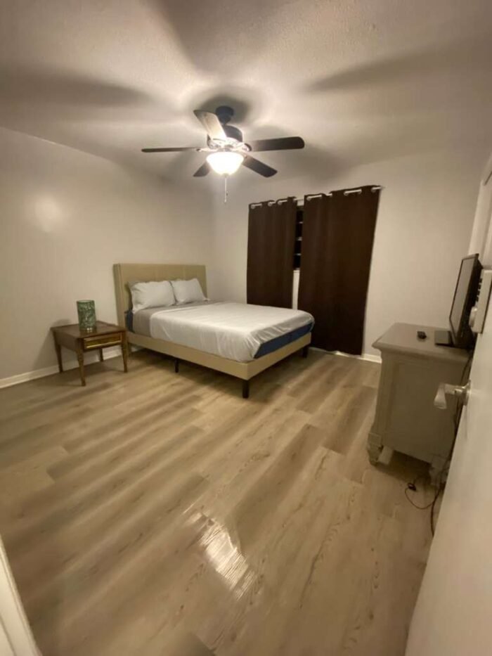 Relaxing Private Room – Calm & Cozy Stay